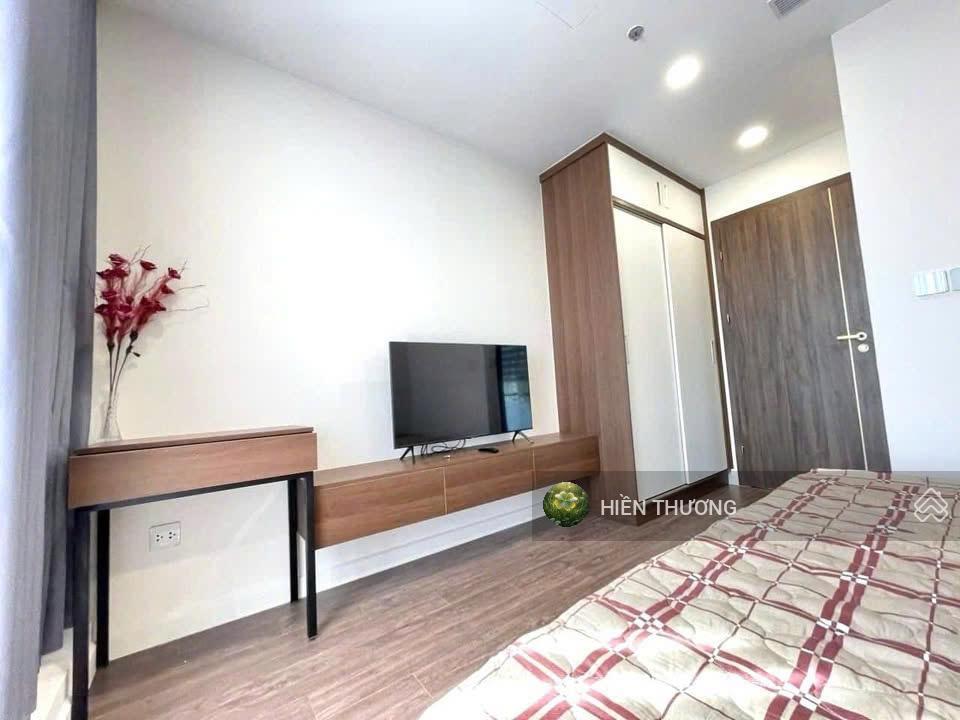 Bán cc cityland park hills q. gò vấp, diện tích 72m2, gồm 2pn 2wc, view hồ bơi, giá 2 tỷ 740