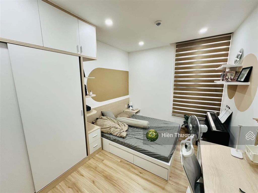 Chính chủ xả nhanh cc saigon asiana ở q6, dt 67m2 gồm 2pn 2wc, có sẵn nội thất, giá 2 tỷ 980