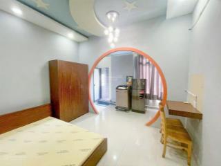 Cho thuê phòng tại hoàng sa, rộng rãi, thoáng mát, máy giặt riêng, không chung chủ