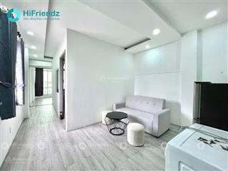 Cho thuê căn hộ tại trần phú q5, khu ít cho thuê, 2 phòng ngủ, thang máy, mặt tiền