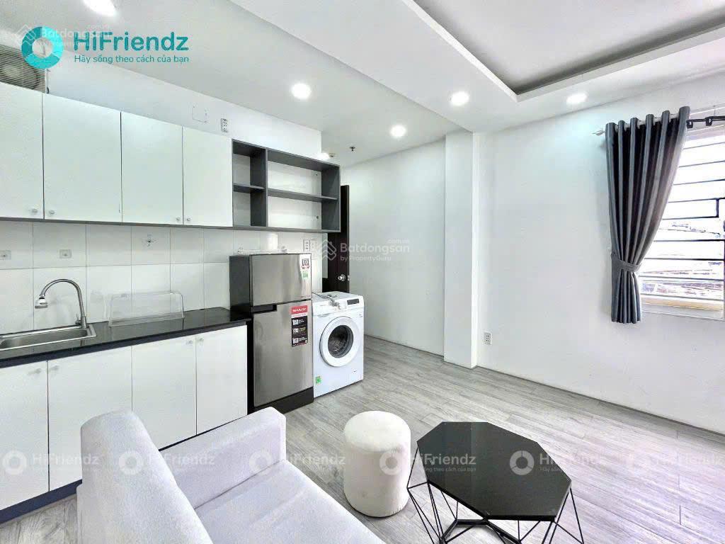 Cho thuê căn hộ tại trần phú q5, khu ít cho thuê, 2 phòng ngủ, thang máy, mặt tiền