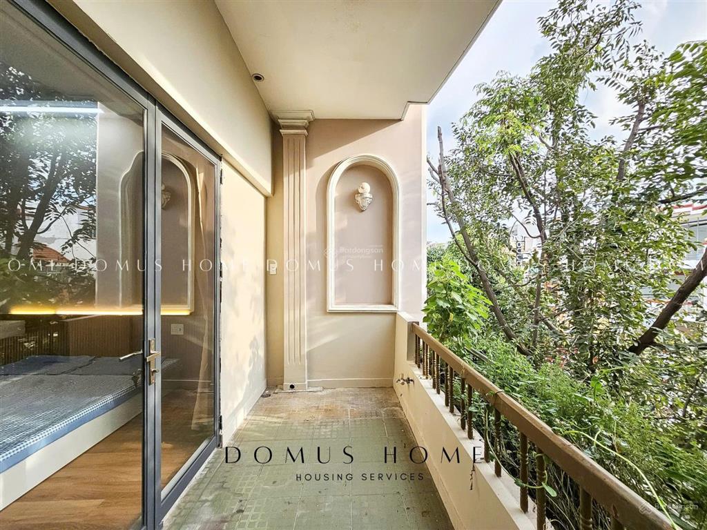 Cho thuê căn hộ tại đường khánh hội q4, thuận tiện di chuyển q1, ban công lớn, đầy đủ nội thất