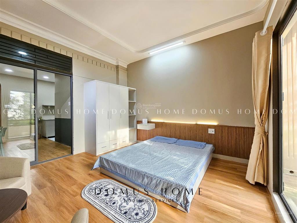 Cho thuê căn hộ tại đường khánh hội q4, thuận tiện di chuyển q1, ban công lớn, đầy đủ nội thất