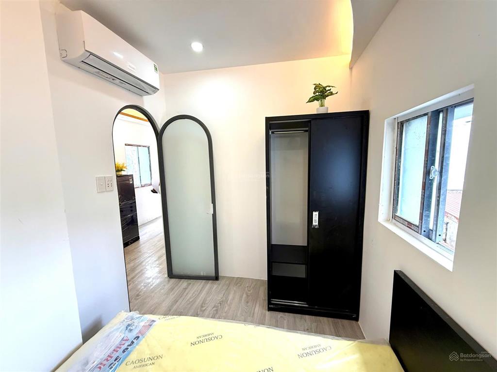 Chỉ 7tr có ngay căn 2 phòng ngủ, có máy giặt riêng, bếp ngoài phòng, cửa sổ thoáng