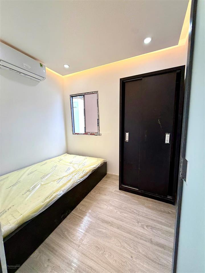Chỉ 7tr có ngay căn 2 phòng ngủ, có máy giặt riêng, bếp ngoài phòng, cửa sổ thoáng