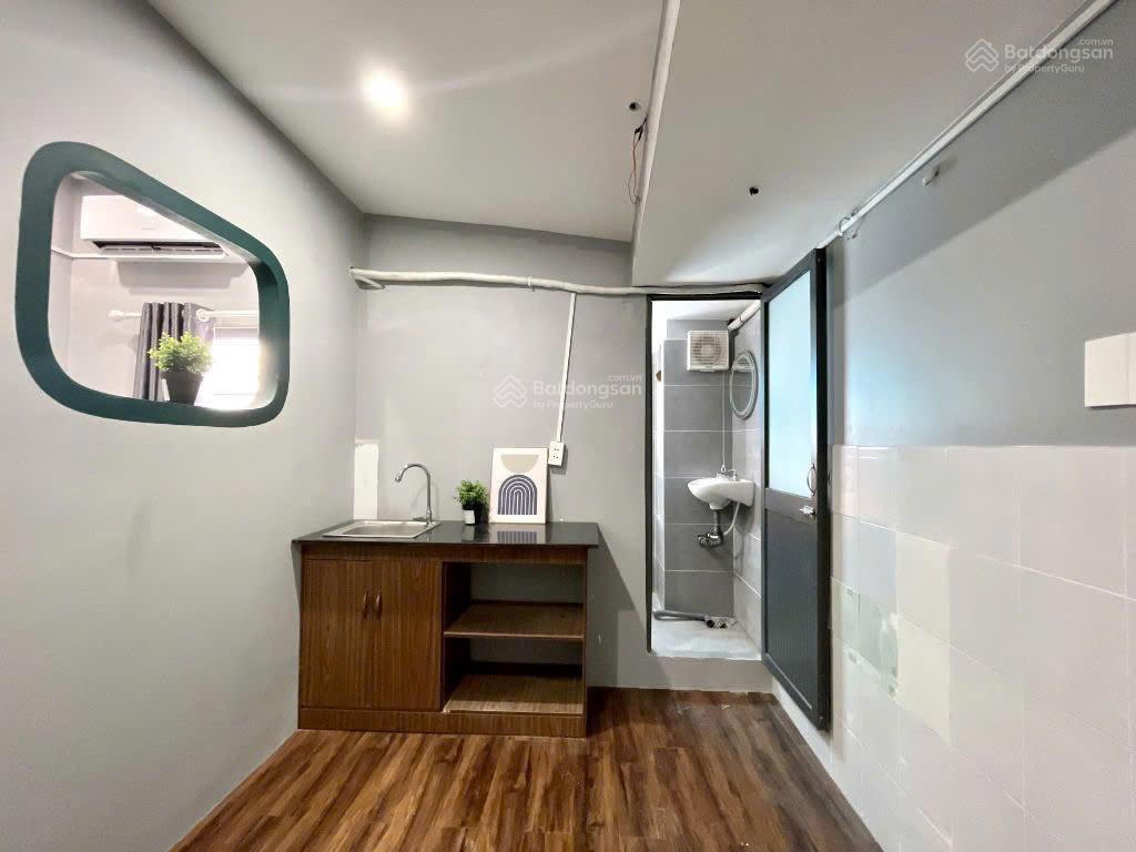 Cho thuê căn hộ 1pn q10, có cửa sổ thoáng, nội thất đầy đủ như hình, gần đh bách khoa, ueh