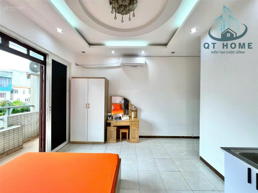 Cho thuê phòng tại nguyễn văn cừ q1, thoáng mát, nội thất như hình gần nowzone, nguyễn trãi