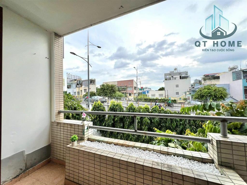 Cho thuê phòng tại nguyễn văn cừ q1, thoáng mát, nội thất như hình gần nowzone, nguyễn trãi