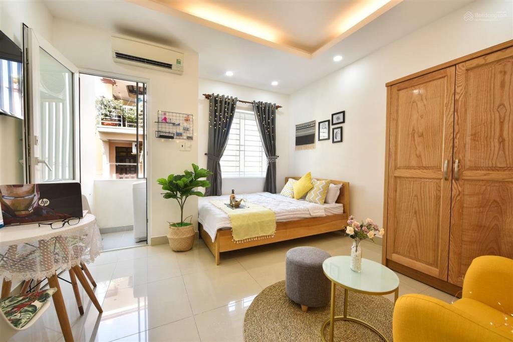 Cho thuê phòng tại trần hưng đạo q1, có thang máy, ban công. gần bùi viện, chợ bến thành