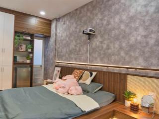 Cho thuê căn hộ đẹp, thoáng, đầy đủ đồ dùng, trung tâm quận 10