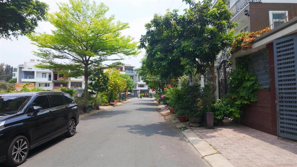 Bán biệt thự 180m2 giá siêu hời tại liên phường, p phước long b, q9, 25 tỷ vnd