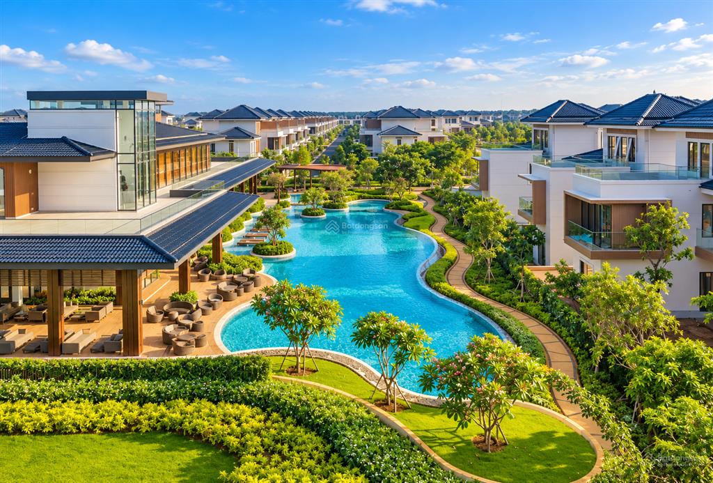 Bán nhà phố zone 8 swanbay  vị trí đẹp, giá 8,5 tỷ