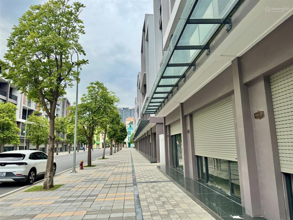Shophouse 2 mặt tiền  giá tốt | block đầu phố biển 2 | vinhomes ocean park 3