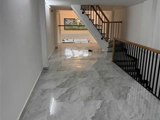 Bán nhà mặt tiền đường phạm văn đồng, nhà mới vào ở ngay