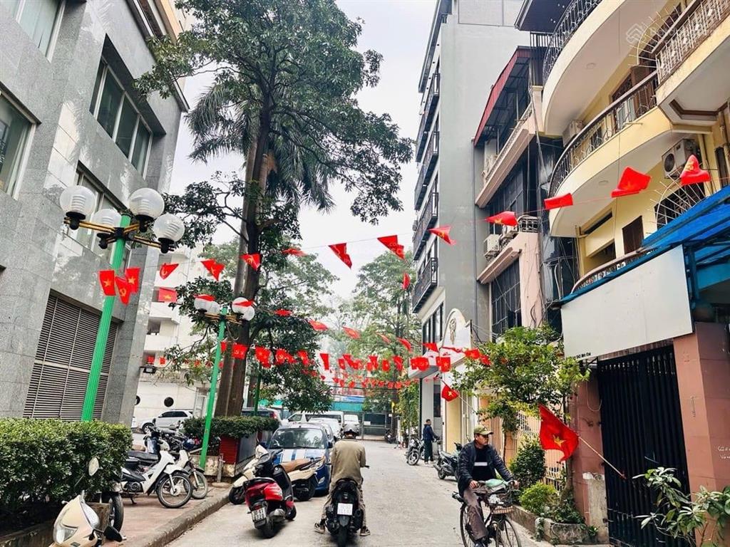 Bán nhà phân lô tại phùng hưng văn quán ngay cầu trắng43m5 tầngngõ otomt kinh doanh 4mgiá 9tỷ