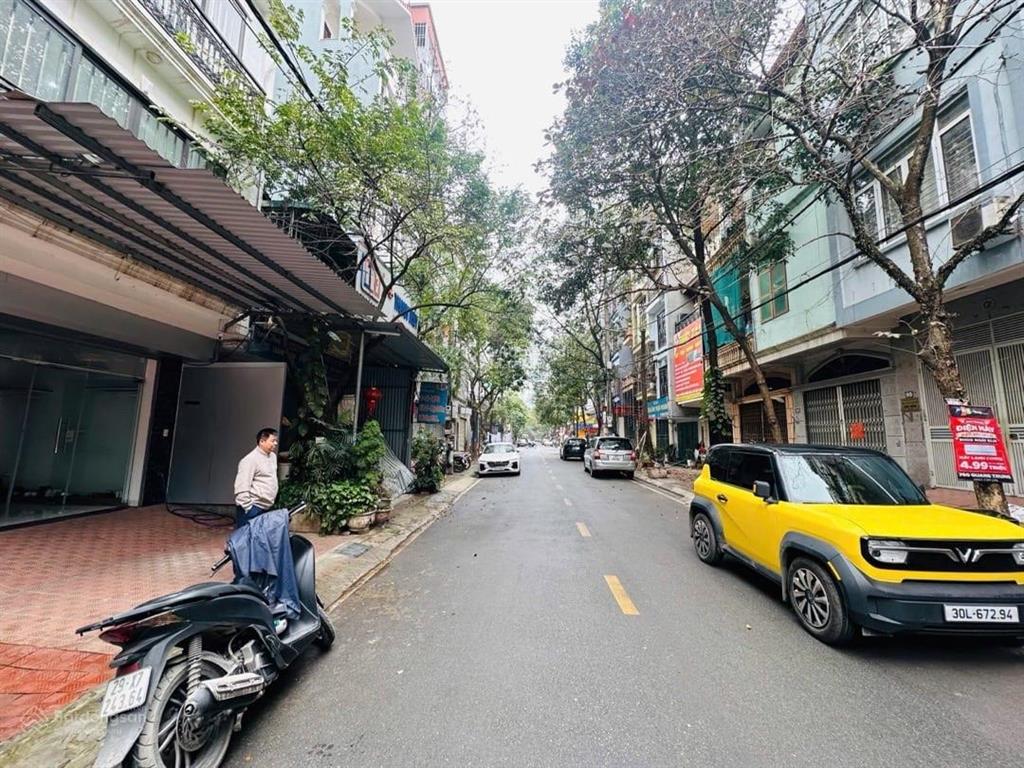 Vũ trọng khánh mỗ lao  nhà 5 tầng thang máy oto tránh  trục kinh doanh  giá chỉ hơn 13tỷ