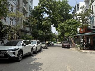 Bán nhà lk ngay kđt xa la phùng hưng 55m x 5 tầng vỉa hè kd ngay nút giao phạm tu giá chỉ 14ty8