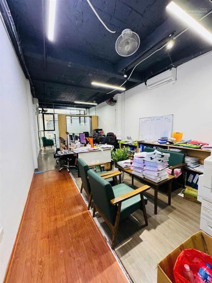 Cần bán tòa vp tại phùng hưng văn quán  chỉ 15tỷ2  7t thang máy thông sàn  vỉa hè rộng hơn 3m
