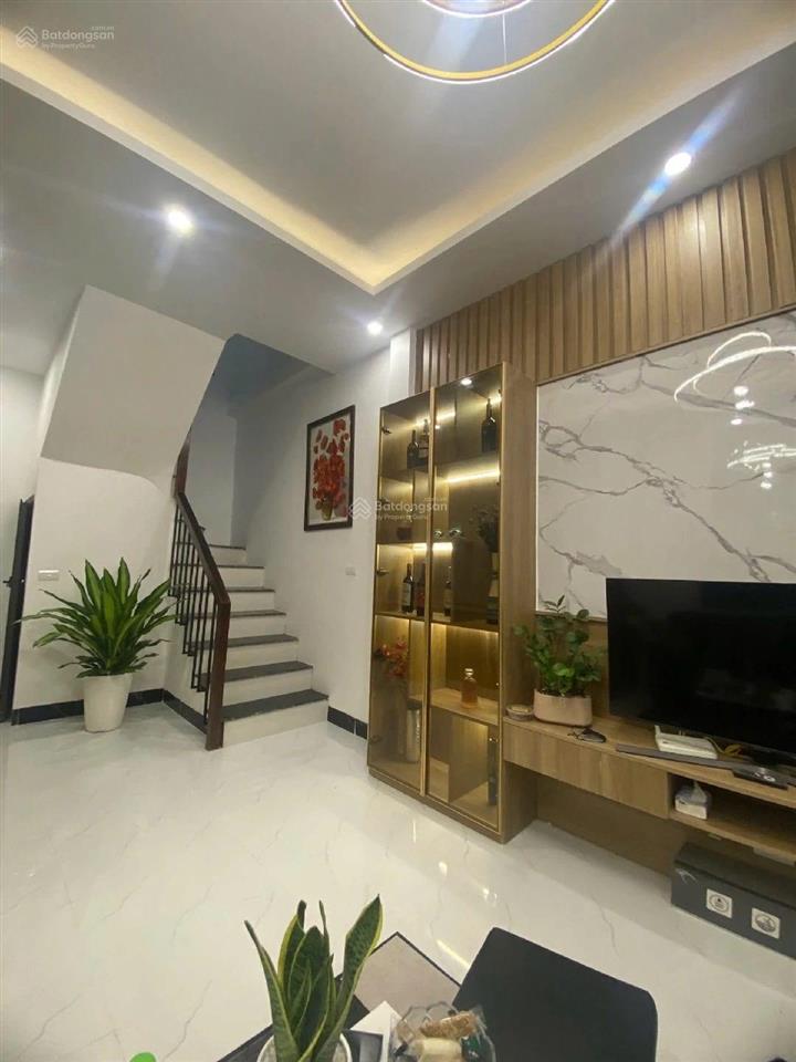 Chỉ hơn 7tỷ  bán nhà nguyễn văn lộc mỗ lao  31m2 x 5 tầng full nội thất  oto tránh ngay cổng