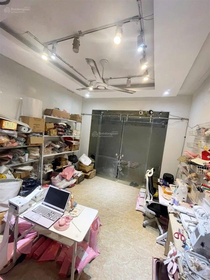 Cần bán nhà chỉ 7tỷ45  55m2 x 4t  lê lợi ngay mặt chợ hà đông  gần cầu trắng  oto tránh 10m