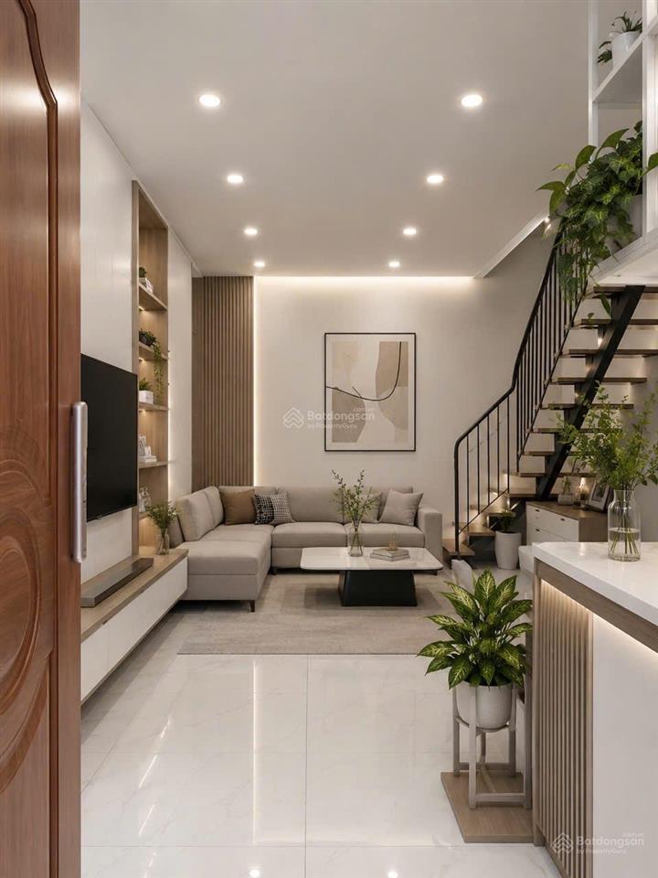 Bán nhà ngay gần nút giao phạm tu  xa la/ 43m2  mt 5m  chỉ 5ty5  ngõ ba gác.