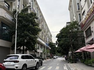 Giảm 2tỷ  bán nhà lk vạn phúc ngay kđt him lam tố hữu  50m2 x 7 tầng thang máy  full nội thất