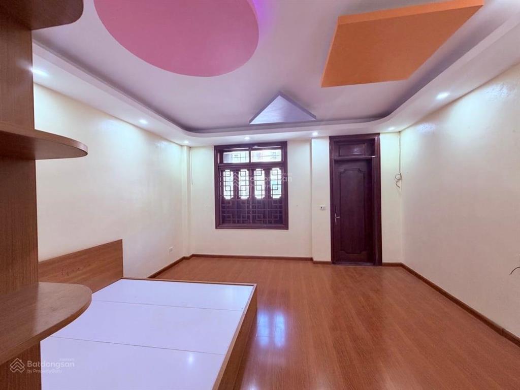 Bán nhà lk đấu giá kiến hưng ngay cạnh kđt xa la  chỉ 12ty5  60m2 x 5 tầng  mt 5m  đường 12m.