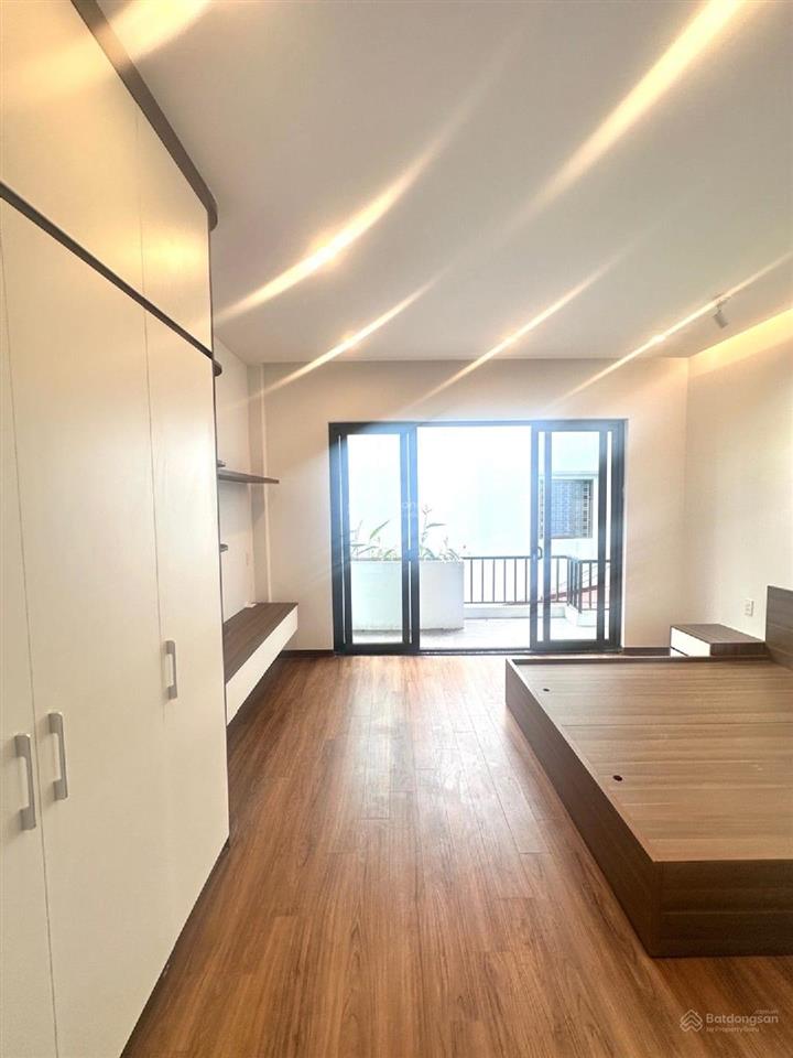 Bán nhà phân lô chiến thắng văn quán chỉ hơn 13ty căn góc  đường 2 oto  43m2 x 4 tầng  mt 5m2