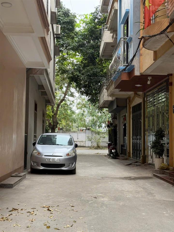 Bán nhà phân lô kđt ngô thì nhậm  vạn phúc  57m2 x 4t  mt 5m chỉ 11ty  gần nhà thi đấu hà đông