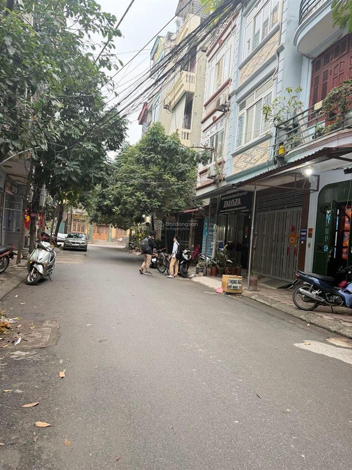 Bán nhà kđt mới văn quán  chỉ hơn 12tỷ  41m2 x 5 tầng  ngay cổng trường học viện an ninh