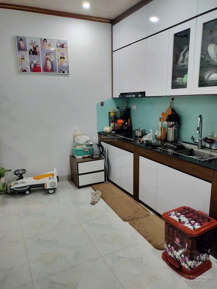 Bán nhà mỗ lao ngay cạnh tòa hồ gươm plaza chỉ hơn 6ty đường oto tránh nhà 4 tầng x31m2 căn góc