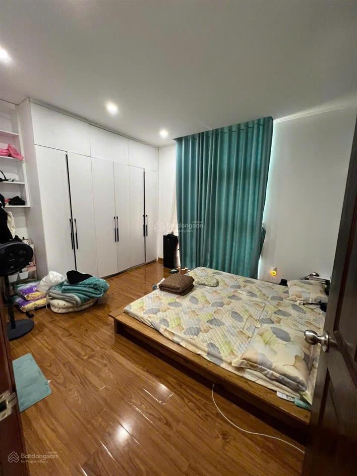 Chính chủ em cần bán căn chung cư ở usilk city  căn góc  116m2 x 3pn  đã có sổ đỏ  nhỉnh 6ty