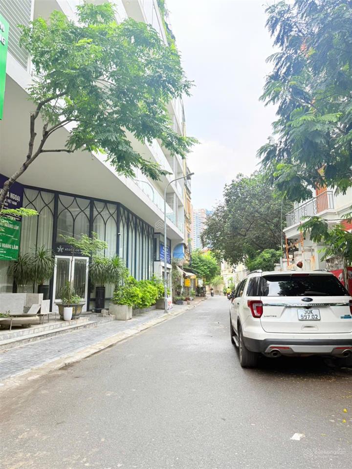 Bán nhà kđt mỗ lao  ngay làng việt kiều châu âu  76m2 x 5t  mt 4m6  giá 15tỷ2  oto kinh doanh