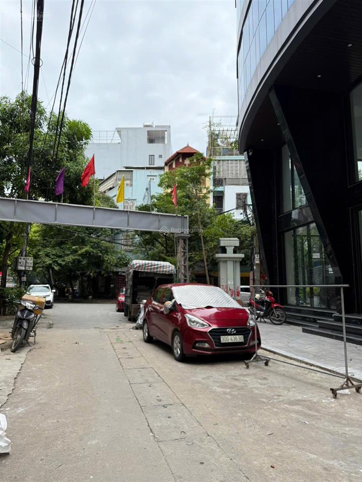Bán 32m2 đất  mt 4m3  ngay công viên 365 hà đông  gần cầu trắng  chỉ 4ty3  ngõ ba gác