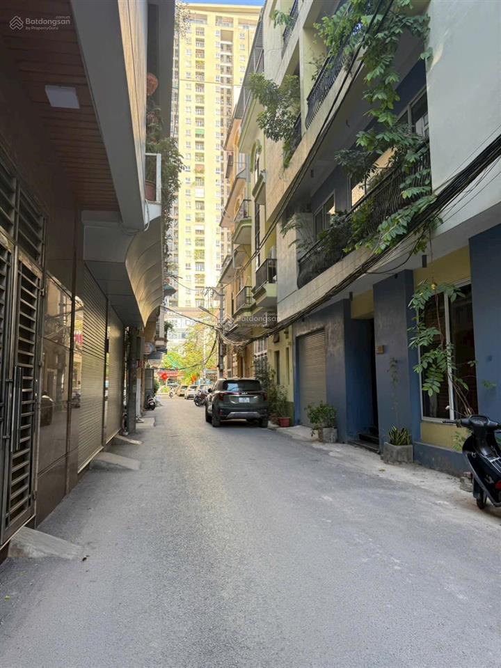 Bán nhà phùng hưng | ngay cầu trắng  36m2 x 5t  oto ngay cổng  chỉ hơn 6 tỷ  pháp lý chuẩn