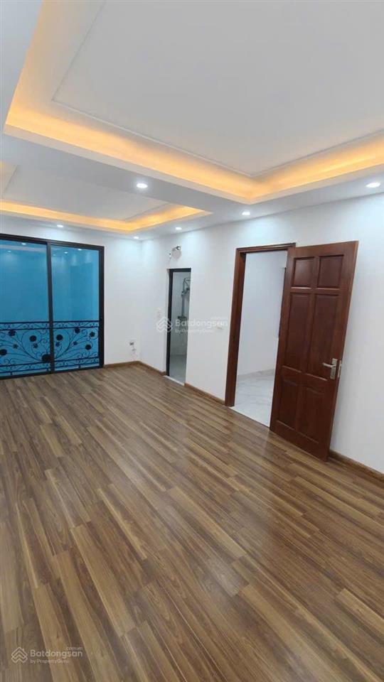 7,3 ty nhà 40m x 4 tầng  trung văn | ô tô tránh 30m | sát hồ điều hòa | cạnh công viên phùng khoa