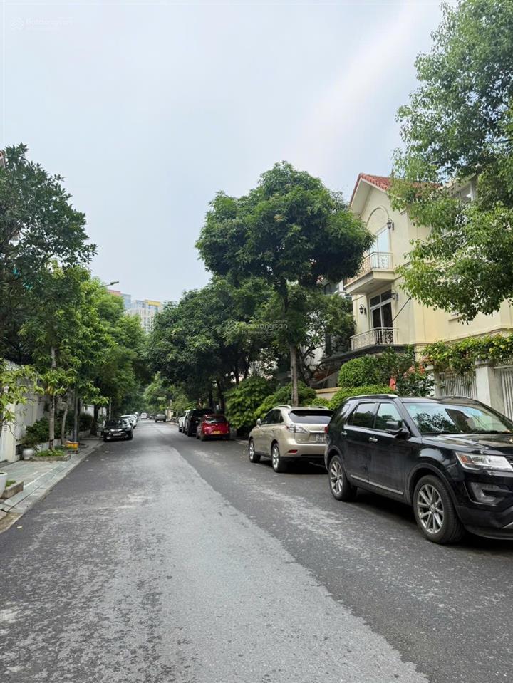 Giảm sốc  63m x 4 tầng  mt 5m  ngay làng việt kiều châu âu  chỉ nhỉnh 11 tỷ