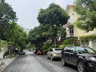 Giảm sốc  63m x 4 tầng  mt 5m  ngay làng việt kiều châu âu  chỉ nhỉnh 11 tỷ