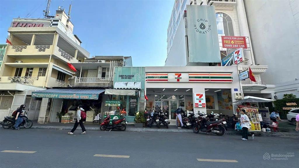 Khan hiếm  khuôn đất ngang lớn xây building mặt tiền âu cơ dt 15 x 35m ctxd hầm 8 tầng  giá 99 tỷ