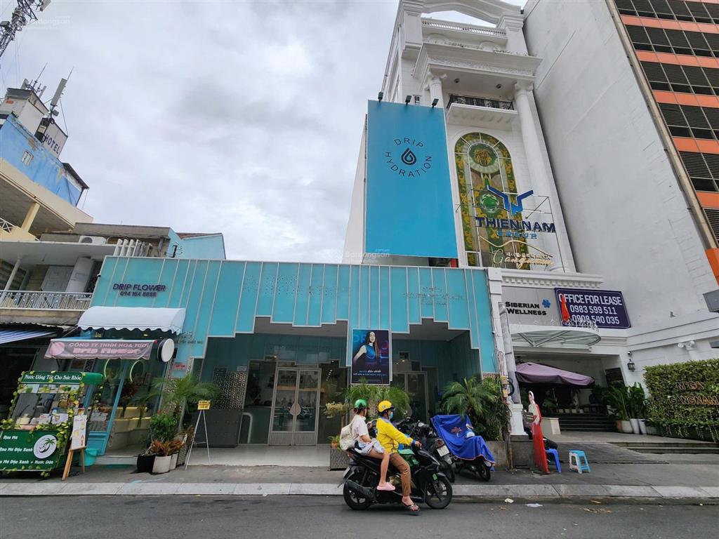 Khan hiếm  khuôn đất ngang lớn xây building mặt tiền âu cơ dt 15 x 35m ctxd hầm 8 tầng  giá 99 tỷ