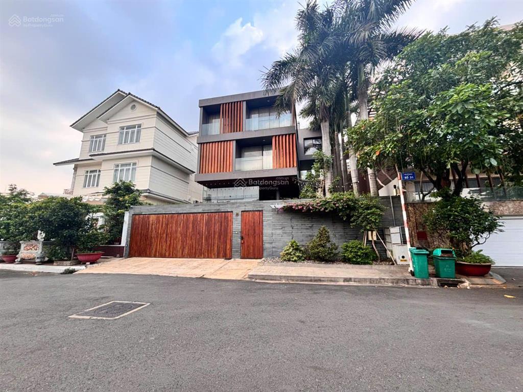 Siêu biệt thự sân vườn cực đẹp đường bình giã ngay sân bay tsn  dt 12 x28m hầm 4 tầng giá 53 tỷ