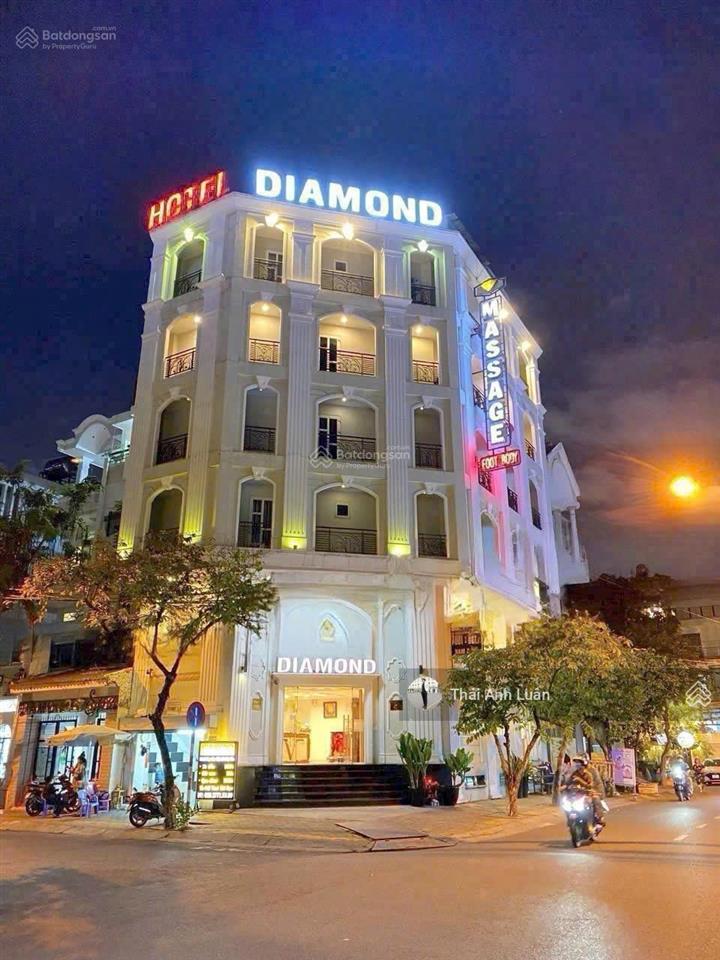 Siêu vị trí  bán nhà góc 2 mt trần hưng đạo  dt 8 x 18m  5 tầng  hđt 180 triệu  giá 55 tỷ