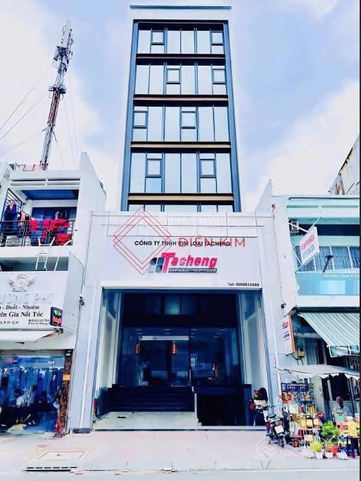 Hạ 10 tỷ  bán nhà mặt tiền đường quốc hương  thảo điền  dt 7 x 25m  ctxd hầm 7 tầng  giá 39 tỷ