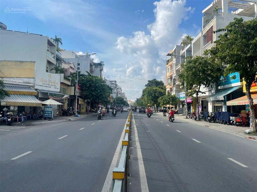 Giá đầu tư  mặt tiền đường lũy bán bích đoạn đẹp  dt 12x38m  kcm hầm 8 tầng  giá 79 tỷ