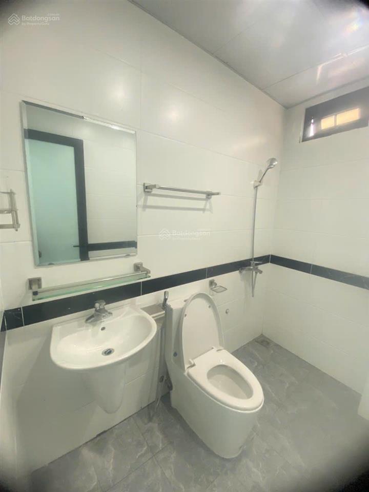 Cần bán gấp nhà phố quang tiến, vincom, 35m2 5 tầng, full nội thất, cách ô tô 10m, giá bán 5 tỷ 8
