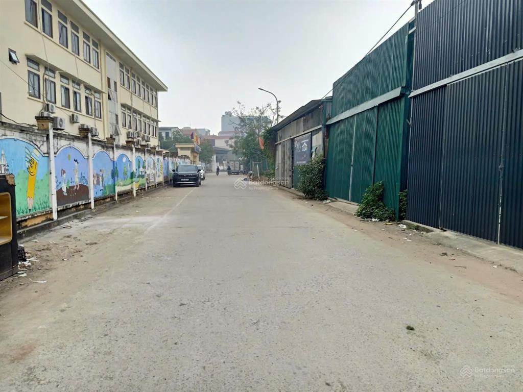 Cần bán nhà gấp gần kđt vin tây mỗ, ô tô đỗ, tránh, nhà 7 tầng thang máy, dt 38m2, giá bán 7 tỷ xíu