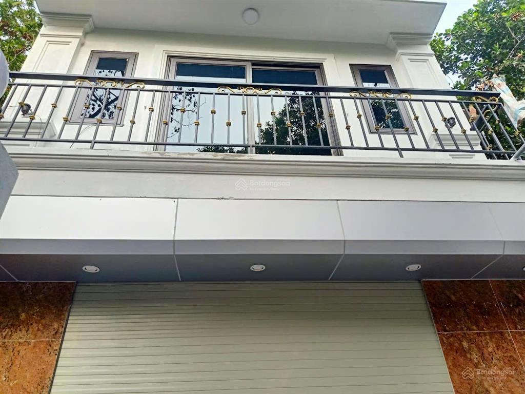 Cần bán gấp nhà tây mỗ, hàng xóm vin, 55m2 5 tầng thang máy, lô góc, cách ô tô vài bước, giá 6 tỷ x