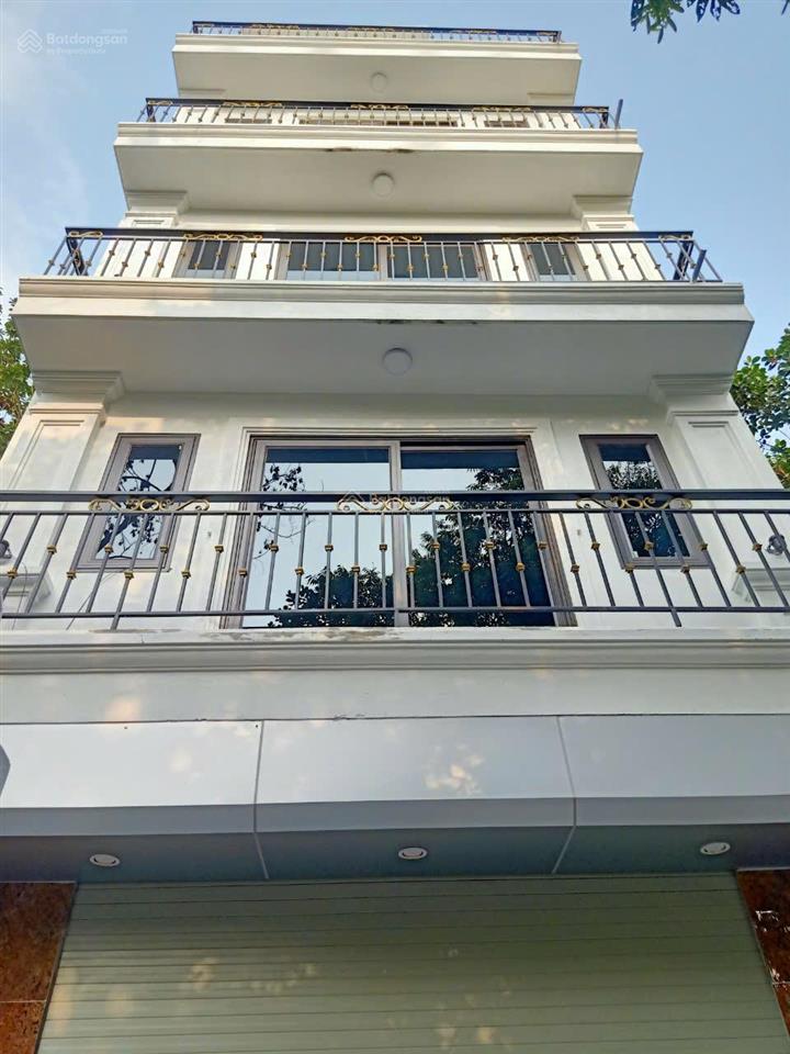 Cần bán gấp nhà tây mỗ, hàng xóm vin, 55m2 5 tầng thang máy, lô góc, cách ô tô vài bước, giá 6 tỷ x