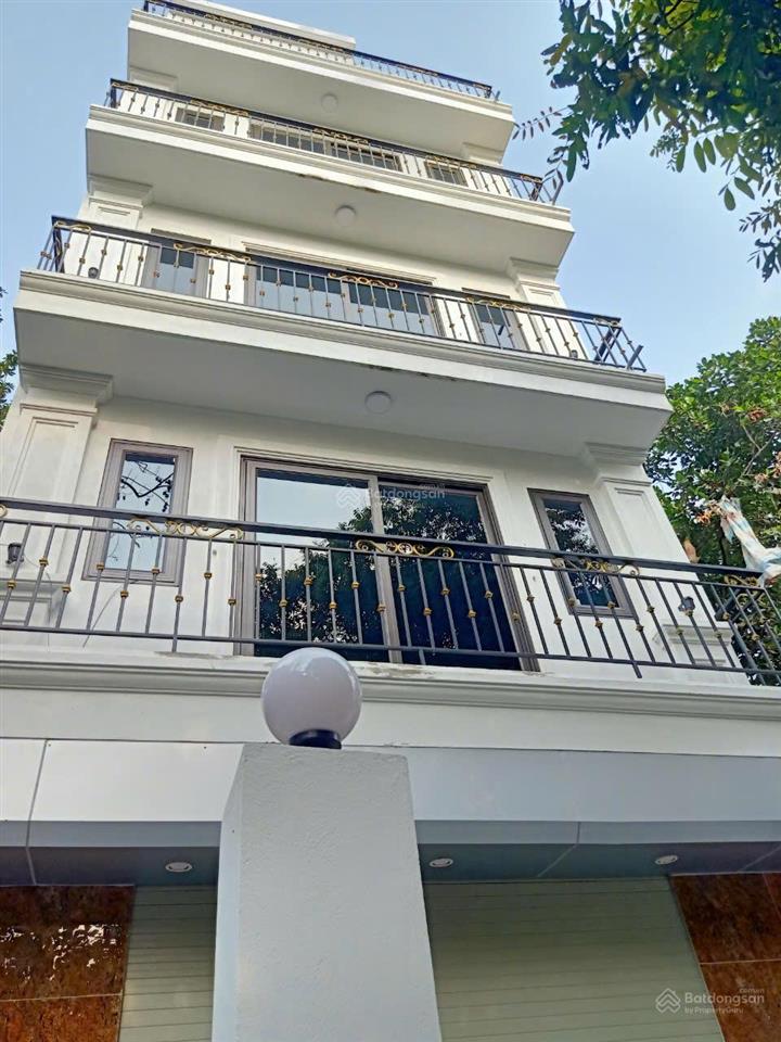 Cần bán gấp nhà tây mỗ, hàng xóm vin, 55m2 5 tầng thang máy, lô góc, cách ô tô vài bước, giá 6 tỷ x