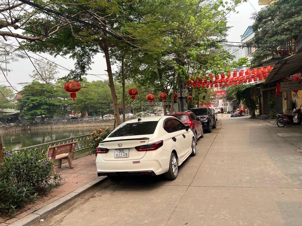 Cần bán mảnh đất gần vinsmartcity lô góc 3 mặt tiền, view hồ nước, oto đỗ cửa, 90m2 giá bán 10 tỷ x